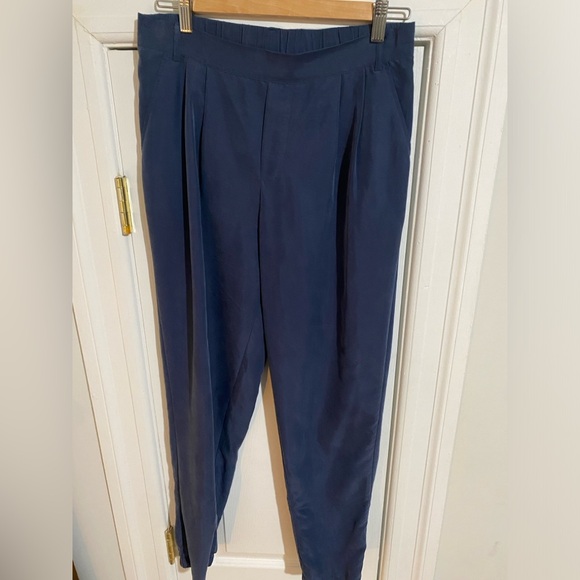 Kenneth Cole silky joggers - Picture 2 of 6